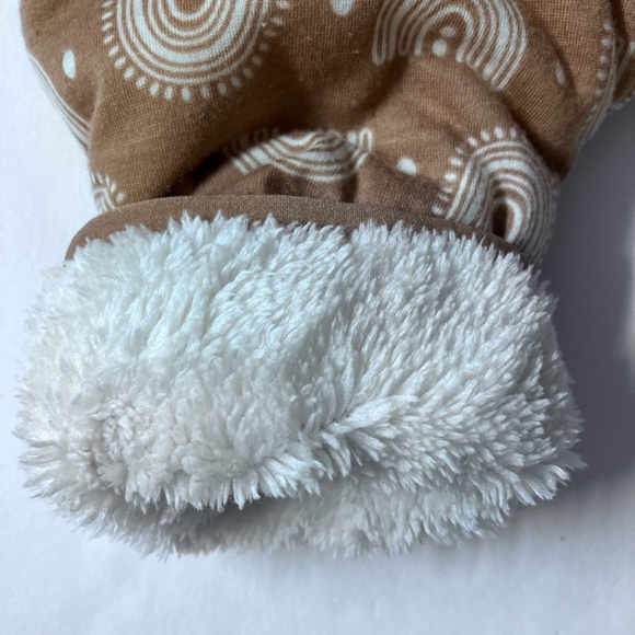 Wonder Nation Baby Bunting, Size 6-9 Months, Tan/Cream, Rainbow Theme - Picture 2 of 7